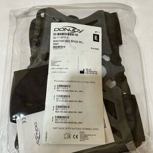 DonJoy Reaction Knee Brace Gray